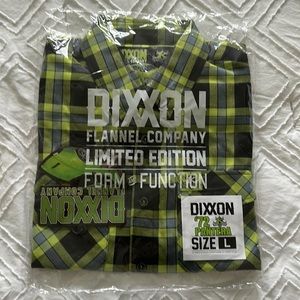 NIB. DIXXON. ‘72 Pantera. Size L